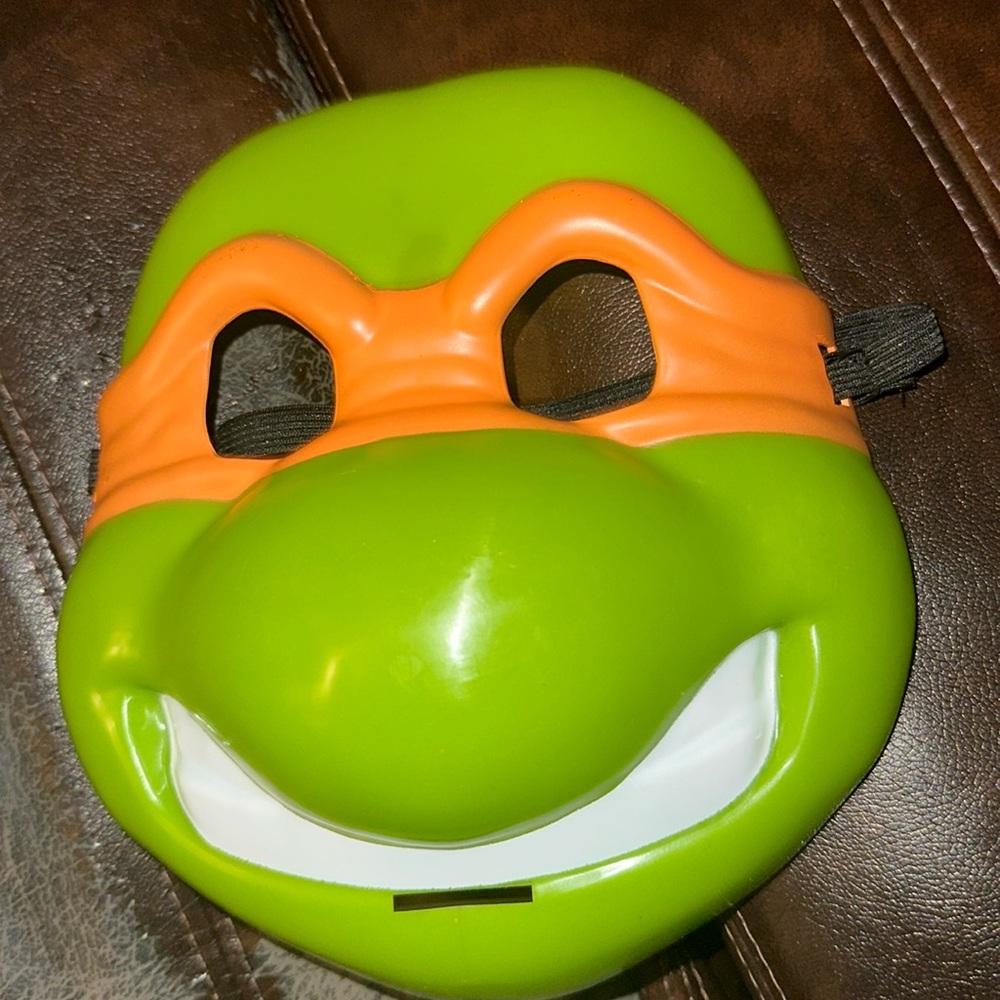 Ninja turtle used mask collectible michalangelo